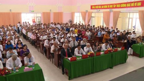 Đại biểu dự Lễ kỷ niệm 30 năm tái lập huyện Châu Thành